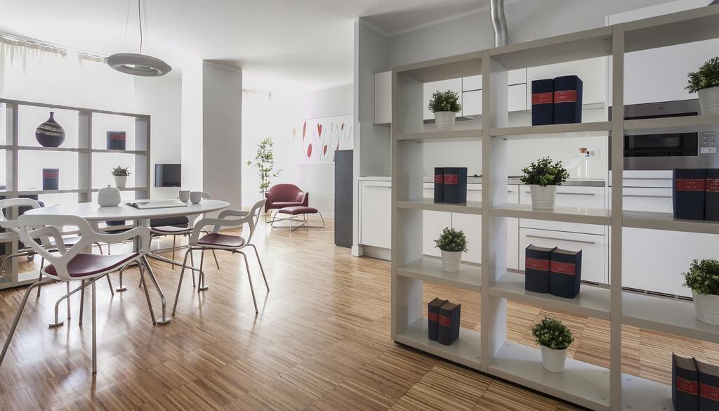 Italianway-B7 Lägenhet Milano Exteriör bild